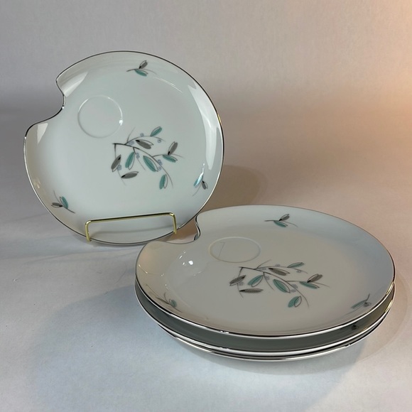 Vintage MCM China Appetizer Plate Set - Picture 4 of 13